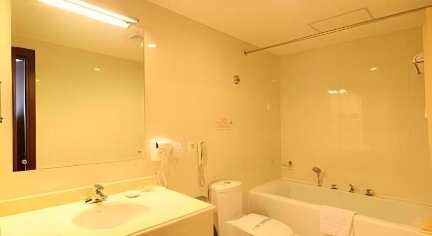 Beijing Ruyi Business Hotel Екстер'єр фото