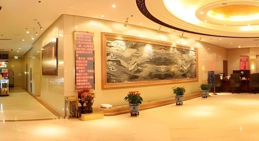 Beijing Ruyi Business Hotel Екстер'єр фото